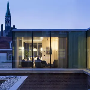 Urban Residences Aparthotel